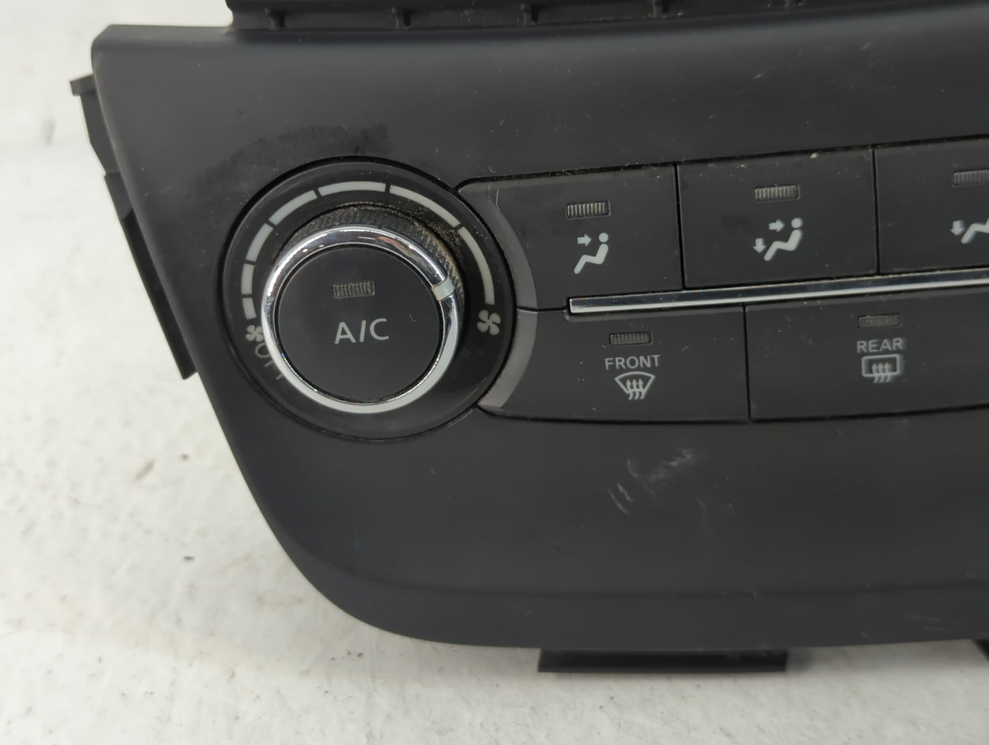 2015-2017 Nissan Sentra Climate Control Module Temperature AC/Heater Replacement P/N:T2 275004AT2A Fits Fits 2015 2016 2017 