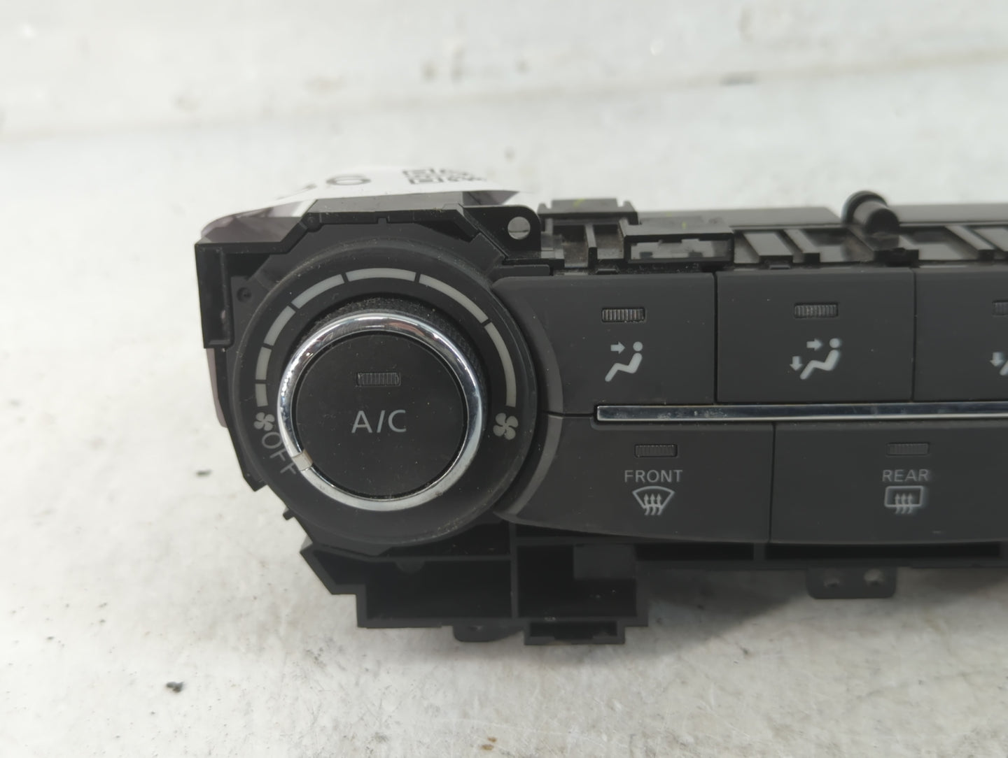 2015-2019 Nissan Sentra Climate Control Module Temperature AC/Heater Replacement P/N:T2 275004AT2A Fits OEM Used Auto Parts 