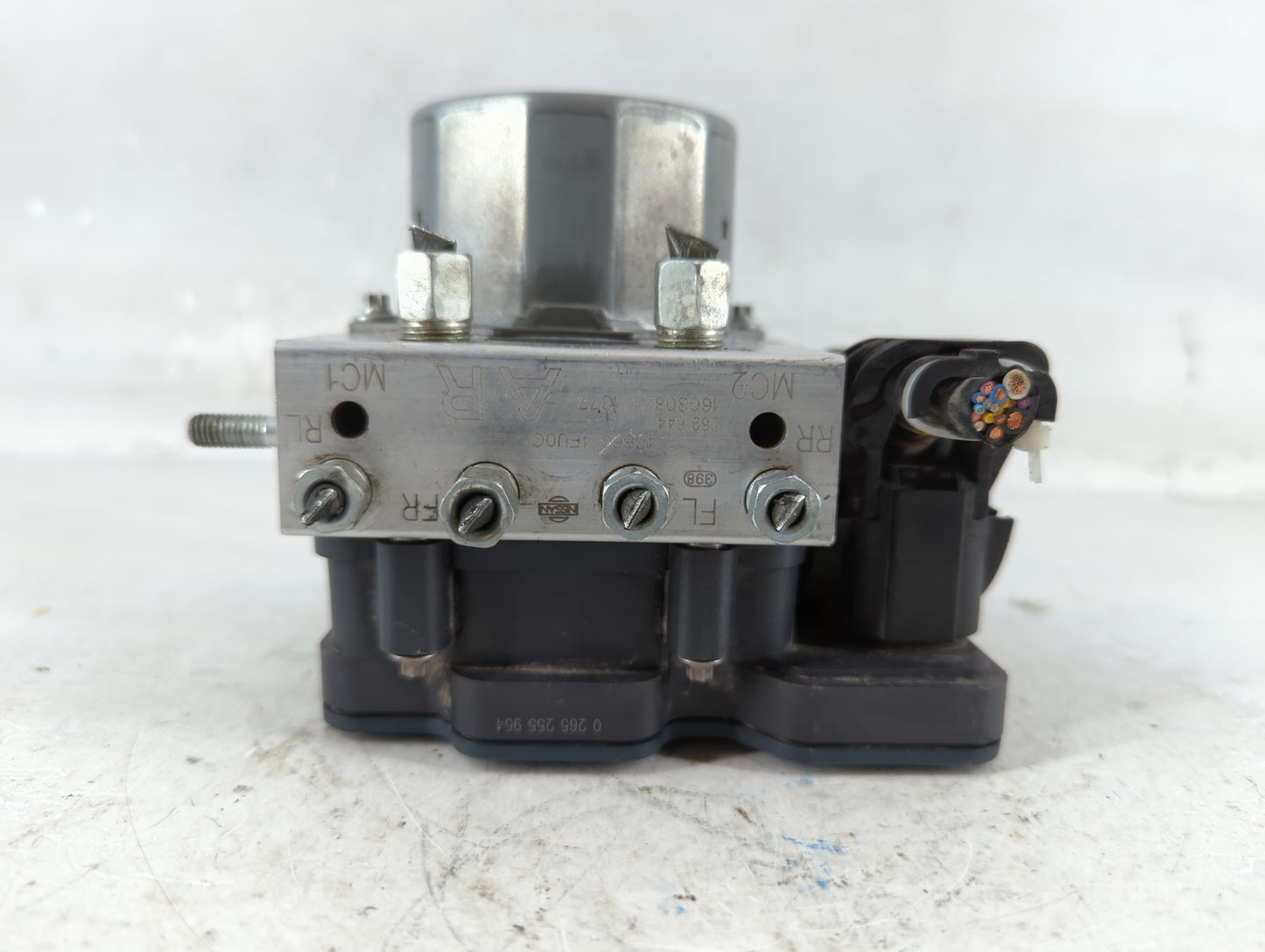 2016-2018 Nissan Sentra ABS Pump Control Module Replacement P/N:269 644 47660 4FU0C Fits Fits 2016 2017 2018 OEM Used Auto P