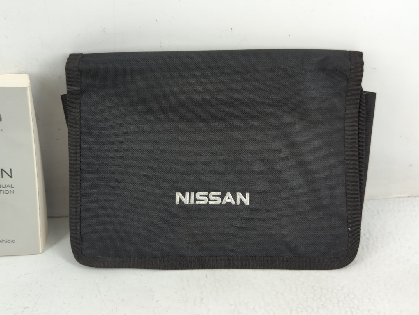 2016 Nissan Titan Owners Manual Book Guide OEM Used Auto Parts - Oemusedautoparts1.com