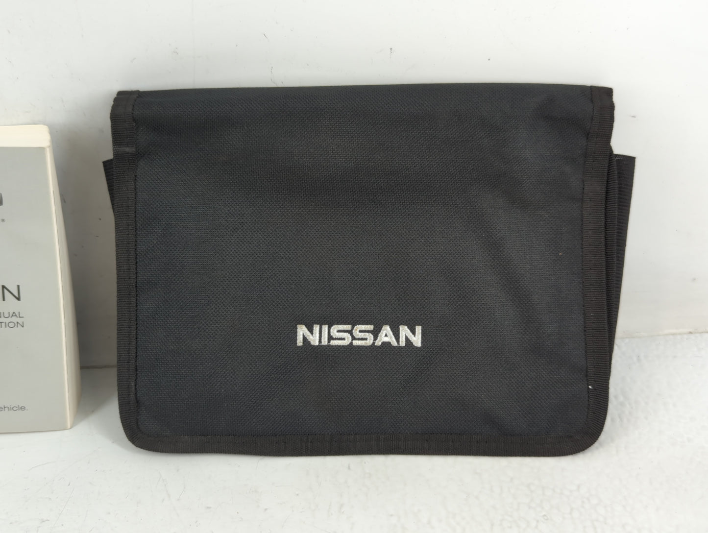 2016 Nissan Titan Owners Manual Book Guide OEM Used Auto Parts - Oemusedautoparts1.com
