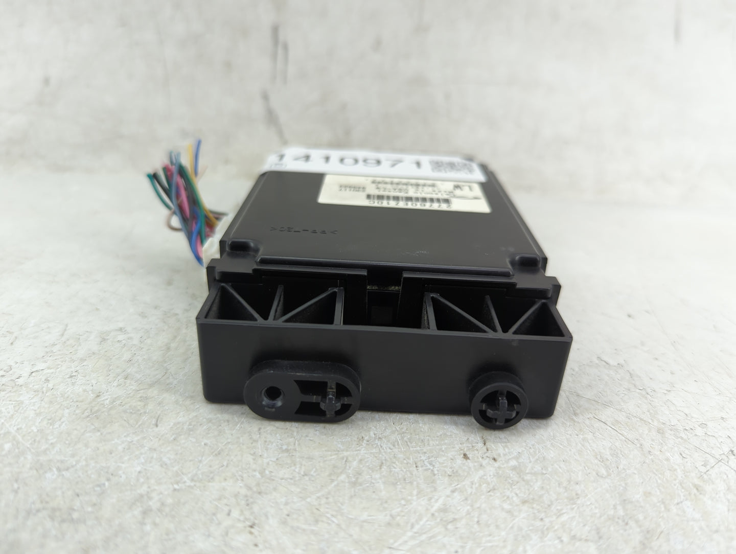 2016-2017 Nissan Titan Xd Temperature Control Module 27760 Ez10c - Oemusedautoparts1.com