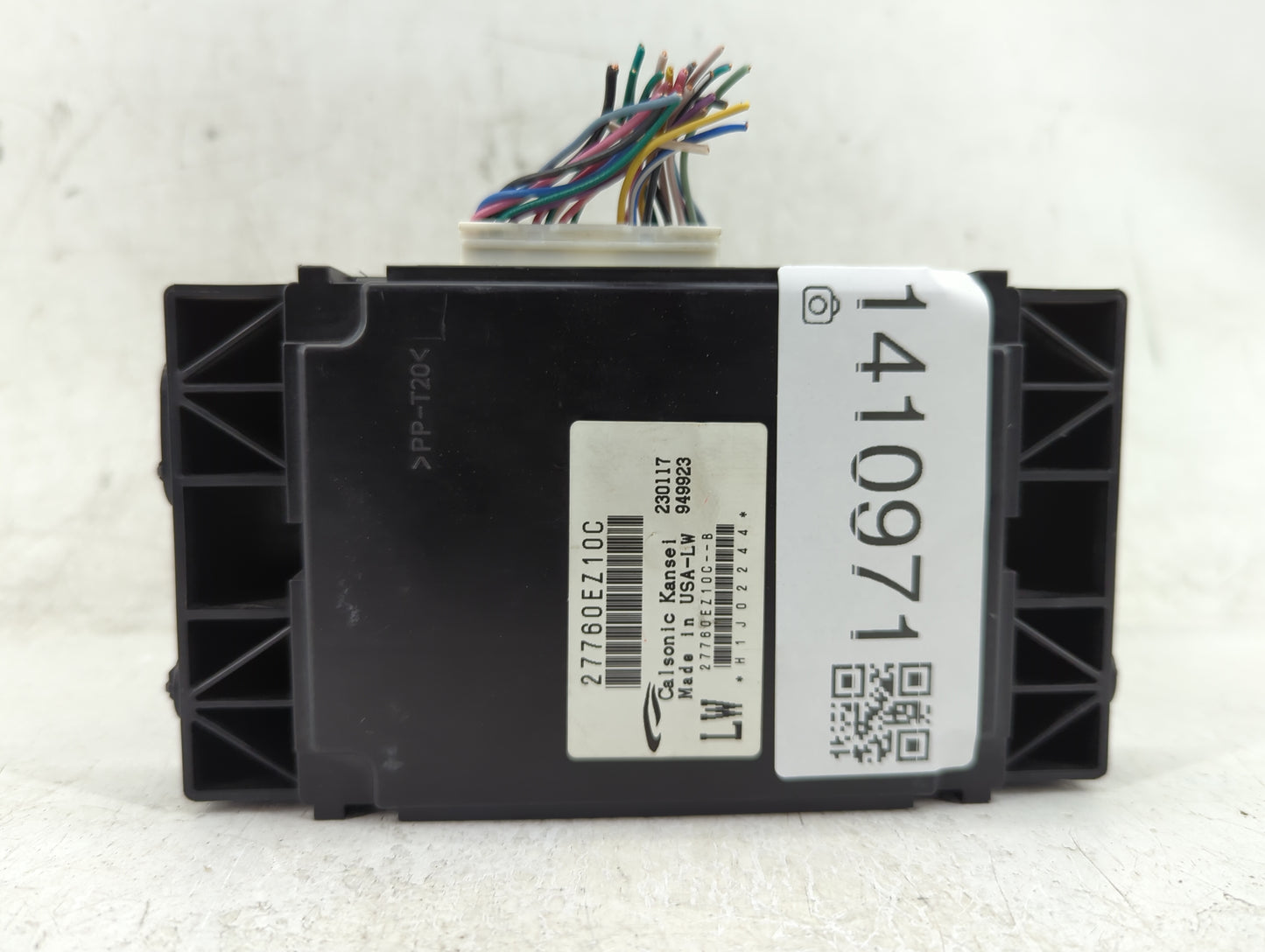 2016-2017 Nissan Titan Xd Temperature Control Module 27760 Ez10c - Oemusedautoparts1.com