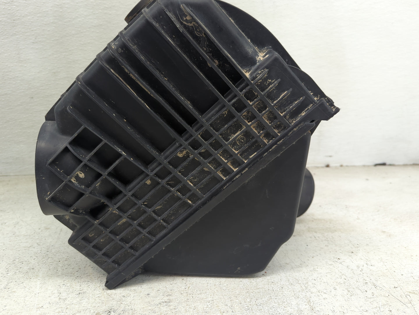 2016-2019 Nissan Titan Xd Air Cleaner Intake-duct Hose Tube - Oemusedautoparts1.com