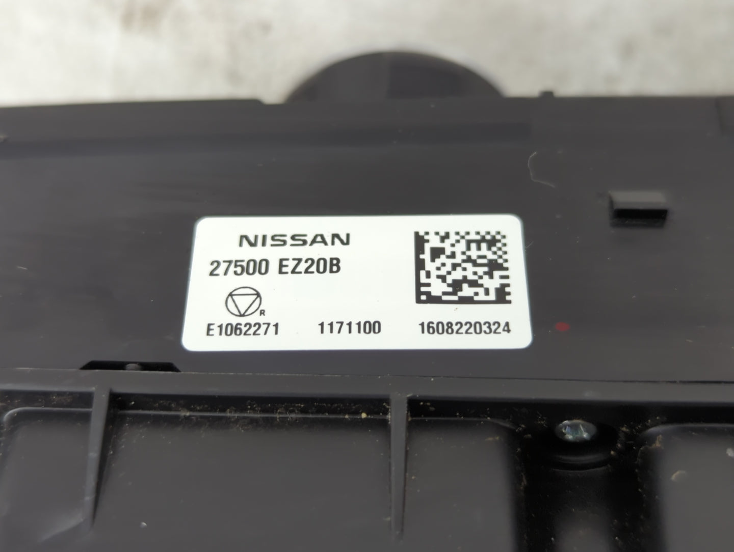 2016-2022 Nissan Titan Xd Climate Control Module Temperature AC/Heater Replacement P/N:27500 EZ20B Fits OEM Used Auto Parts 