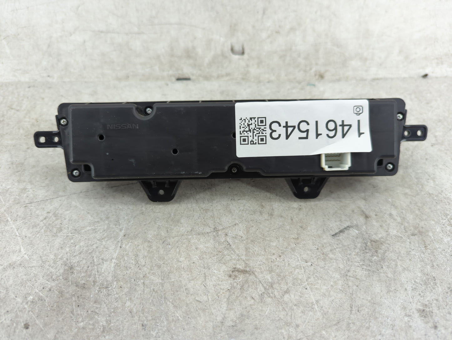 2016-2022 Nissan Titan Xd Climate Control Module Temperature AC/Heater Replacement P/N:27500 EZ20B Fits OEM Used Auto Parts 