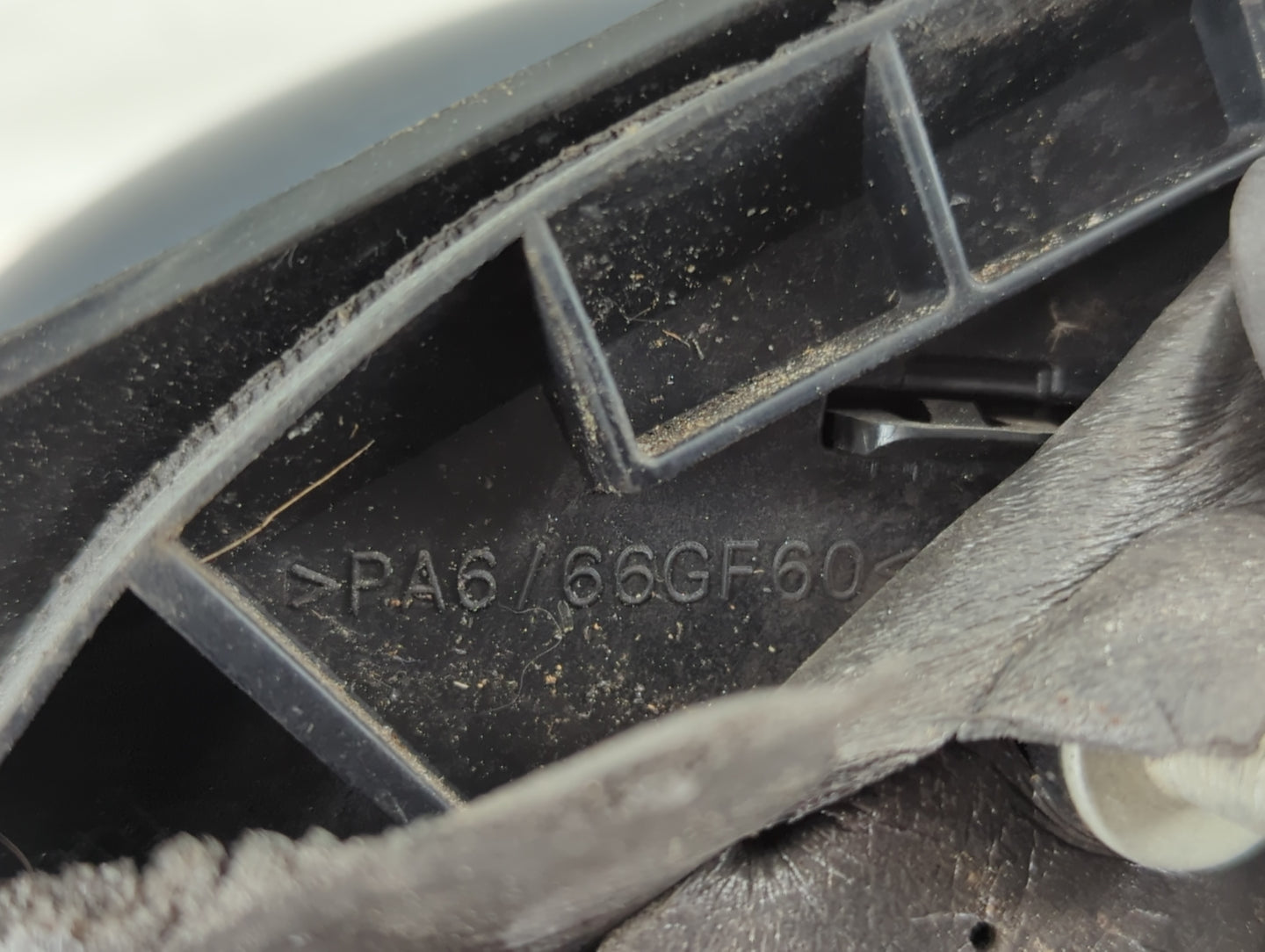 2015-2018 Nissan Versa Passenger Side View Mirror - Right Door Mirror OEM Used - Oemusedautoparts1.com