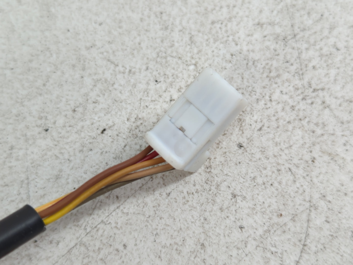 2015-2018 Nissan Versa Driver Side View Mirror - Left Door Mirror OEM Used - Oemusedautoparts1.com