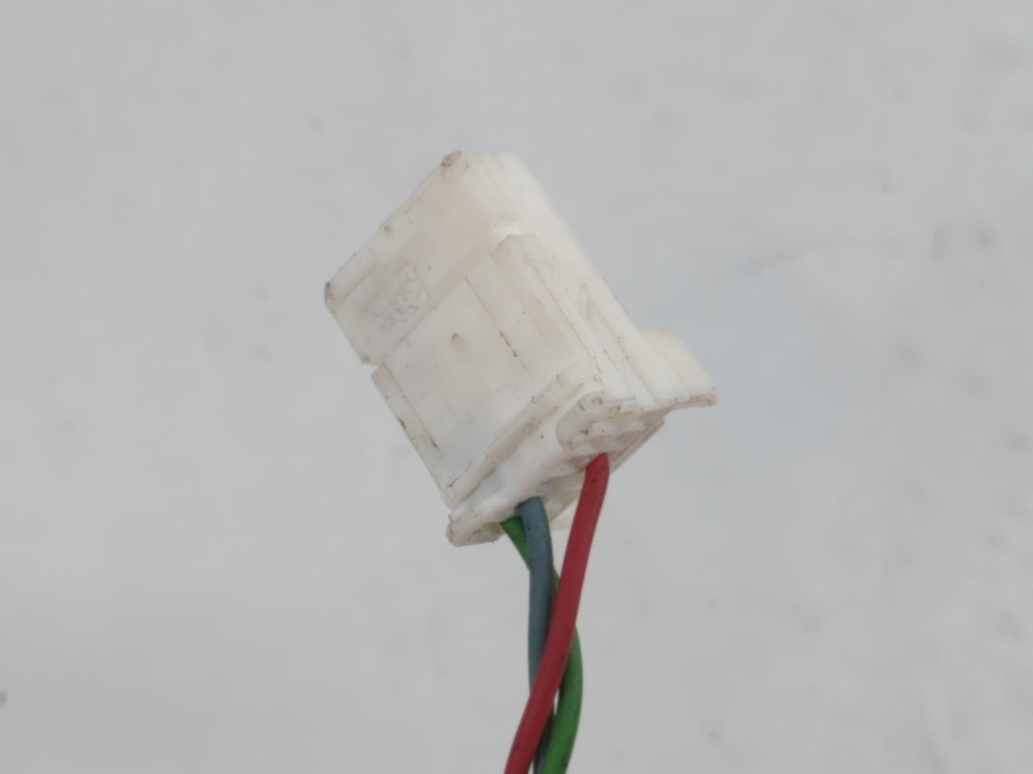 2015-2019 Nissan Versa Driver Side View Mirror - Left Door Mirror OEM Used - Oemusedautoparts1.com