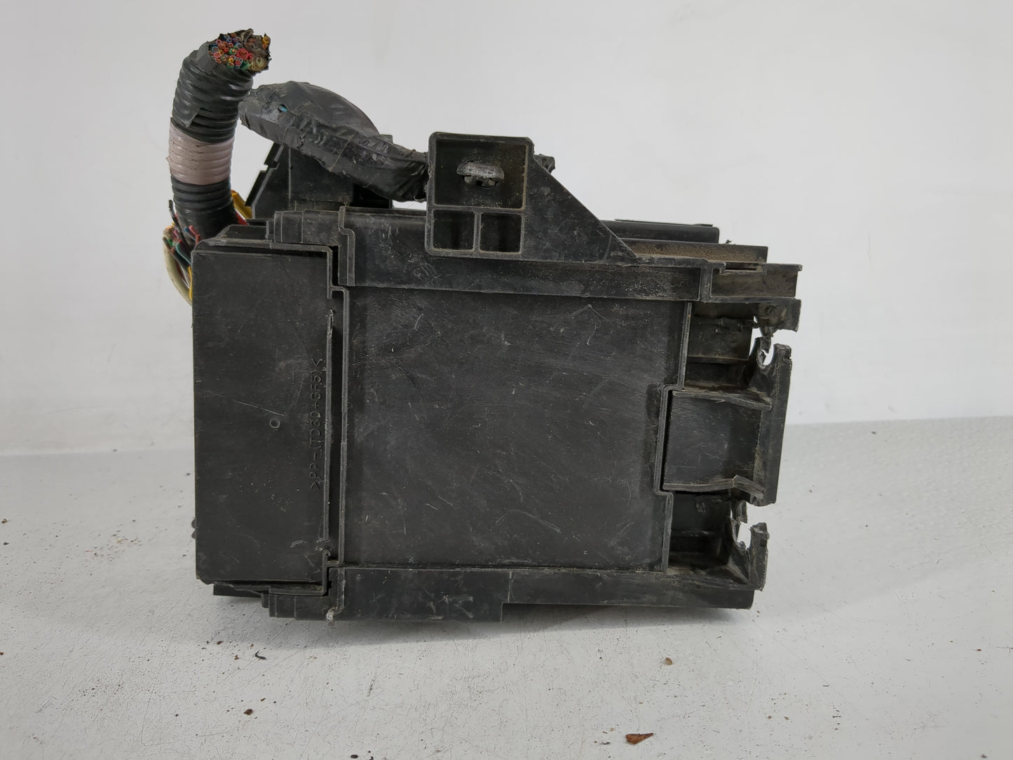 2013-2019 Nissan Versa Fusebox Fuse Box Panel Relay Module Fits Fits 2013 2014 2015 2016 2017 2018 2019 OEM Used Auto Parts 
