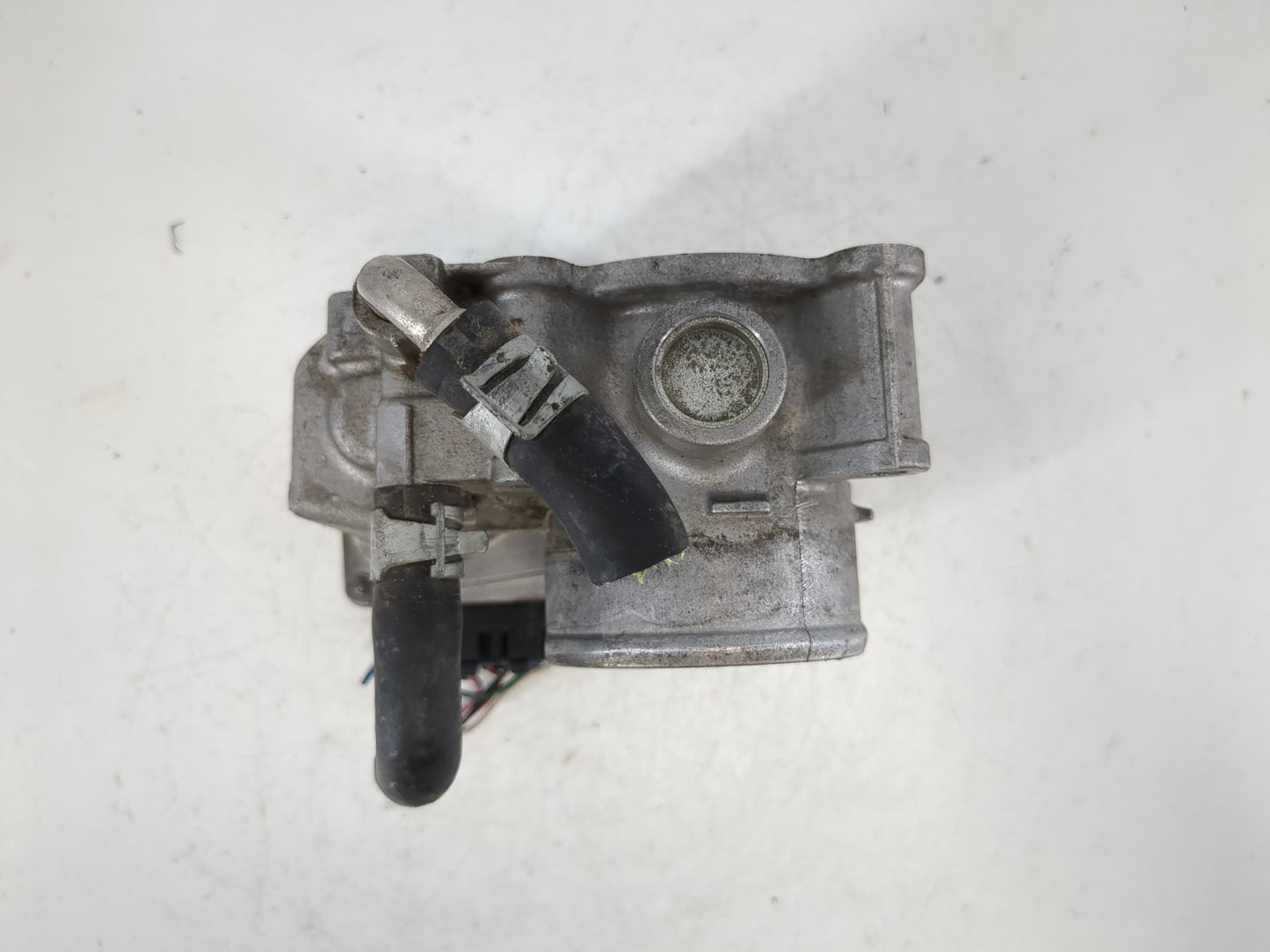 2012-2019 Nissan Versa Throttle Body P/N:3AA50-02 E Fits Fits 2012 2013 2014 2015 2016 2017 2018 2019 OEM Used Auto Parts - 