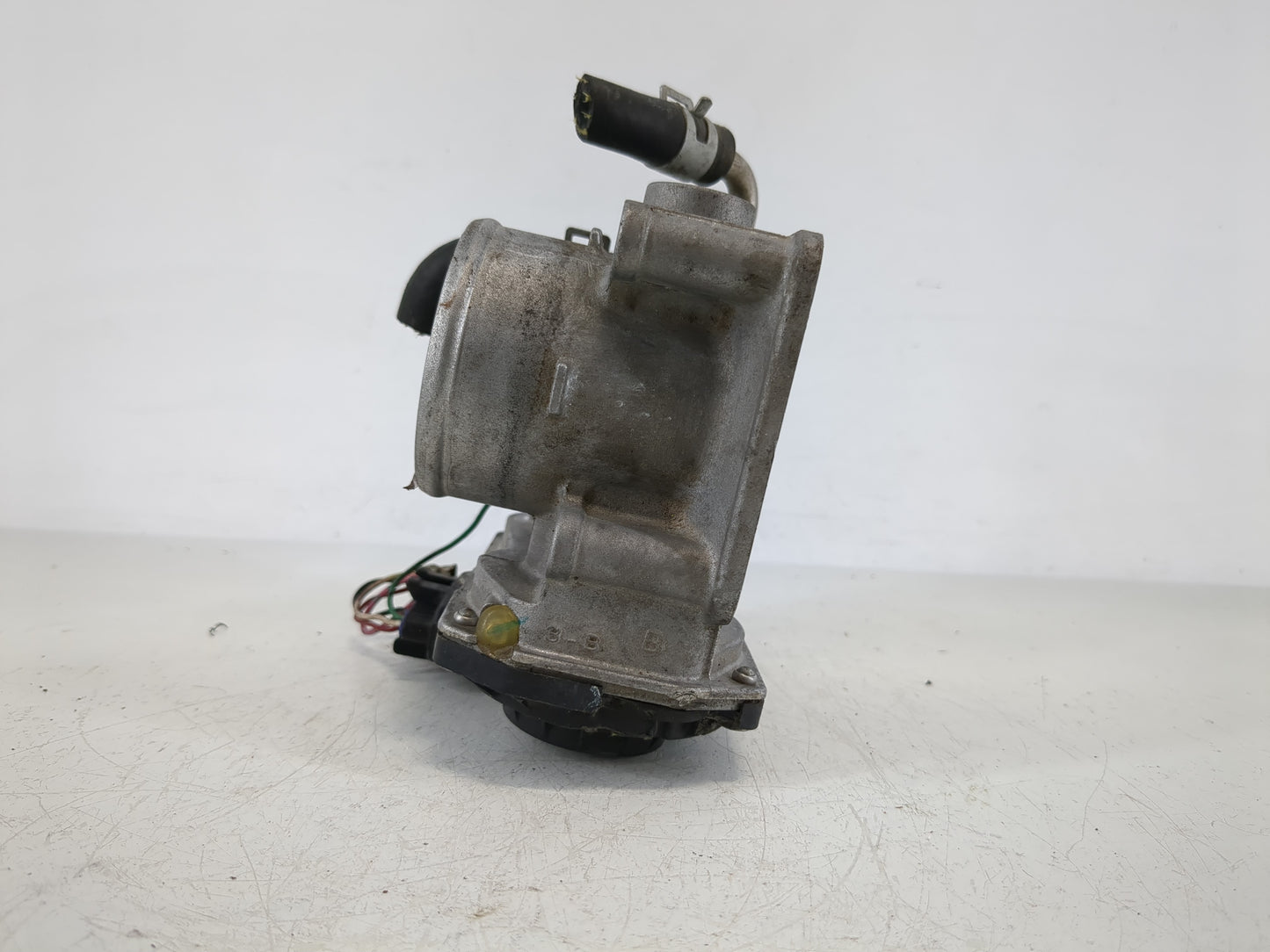 2012-2019 Nissan Versa Throttle Body P/N:3AA50-02 E Fits Fits 2012 2013 2014 2015 2016 2017 2018 2019 OEM Used Auto Parts - 