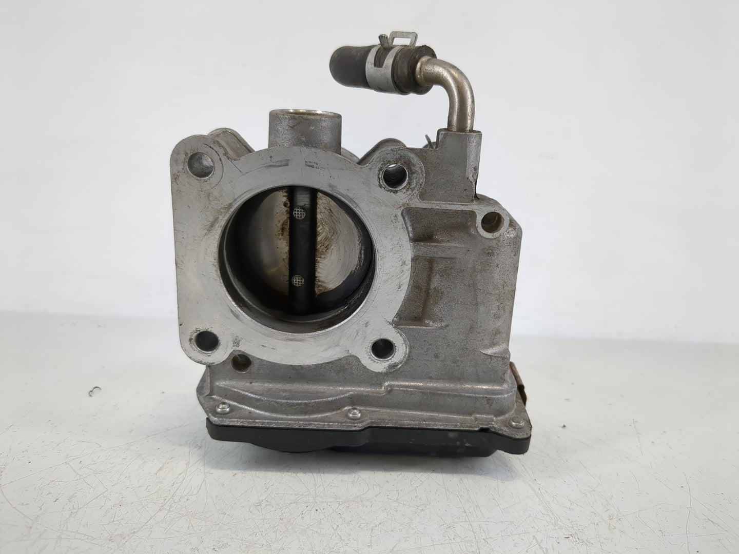 2012-2019 Nissan Versa Throttle Body P/N:3AA50-02 E Fits Fits 2012 2013 2014 2015 2016 2017 2018 2019 OEM Used Auto Parts - 