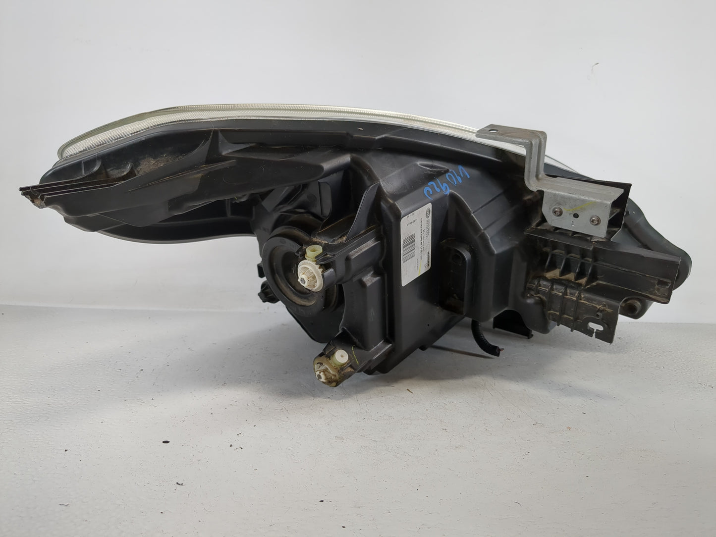 Nissan Versa Driver Left Oem Head Light Headlight Lamp - Oemusedautoparts1.com