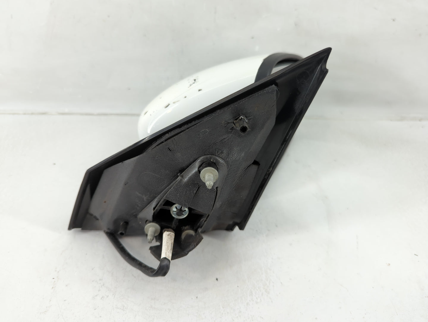 2015-2019 Nissan Versa Passenger Side View Mirror - Right Door Mirror OEM Used - Oemusedautoparts1.com