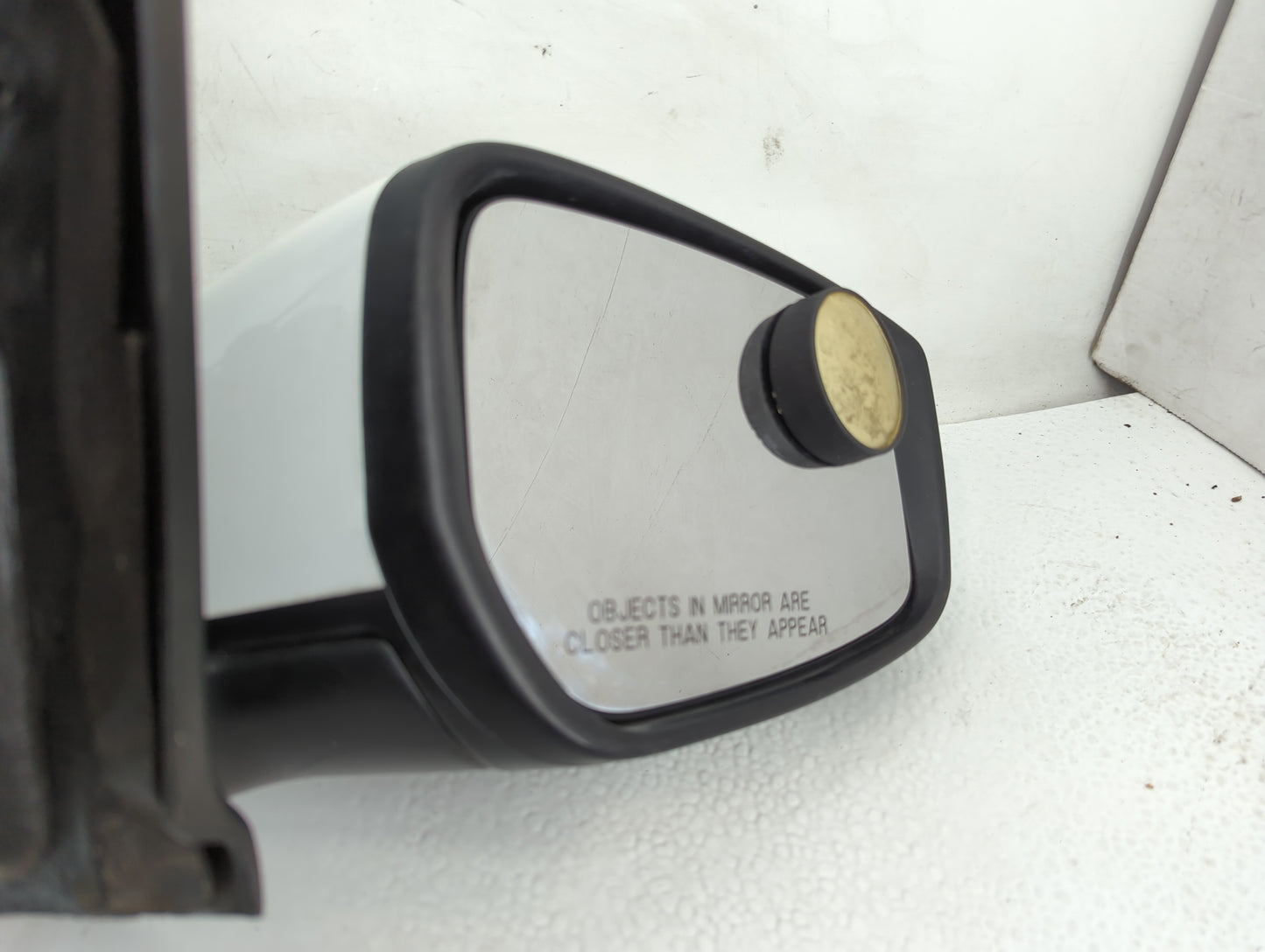 2015-2019 Nissan Versa Passenger Side View Mirror - Right Door Mirror OEM Used - Oemusedautoparts1.com