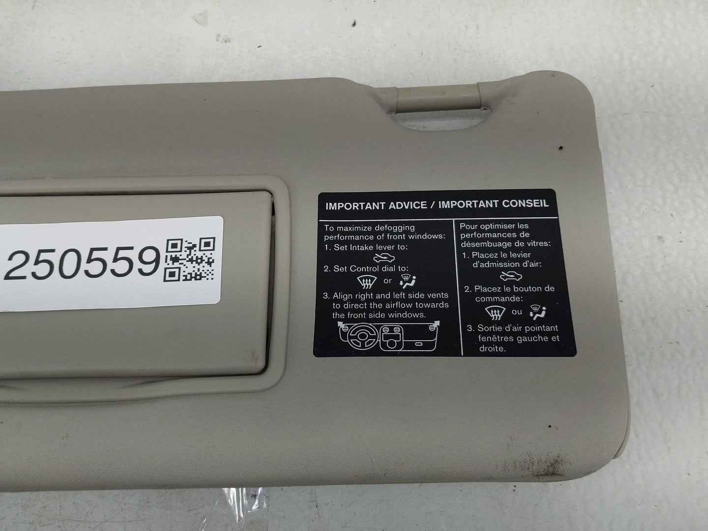2016-2019 Nissan Versa Sun Visor Shade Replacement Passenger Right Mirror Fits Fits 2015 2016 2017 2018 2019 OEM Used Auto P