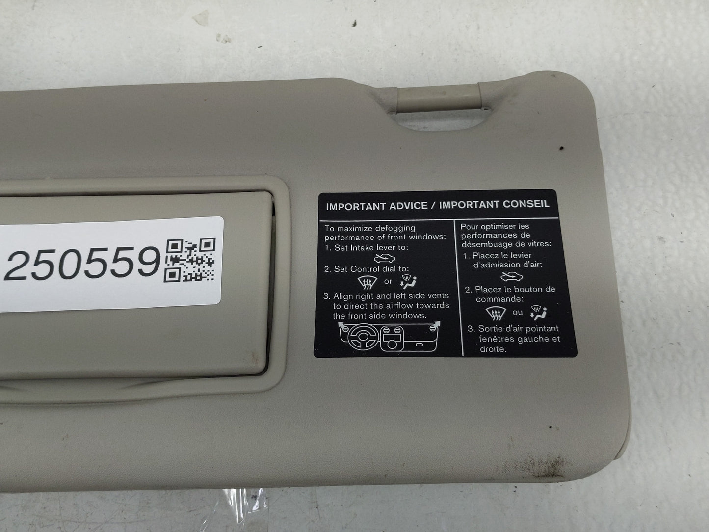 2016-2019 Nissan Versa Sun Visor Shade Replacement Passenger Right Mirror Fits Fits 2015 2016 2017 2018 2019 OEM Used Auto P