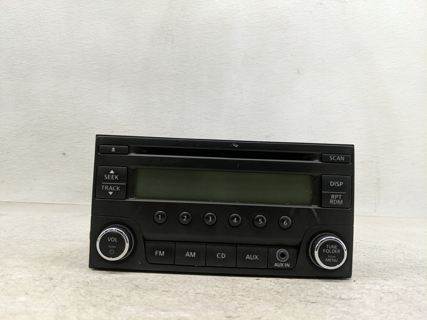 2016 Nissan Versa Radio AM FM Cd Player Receiver Replacement P/N:28185 3VY0A Fits OEM Used Auto Parts - Oemusedautoparts1.co