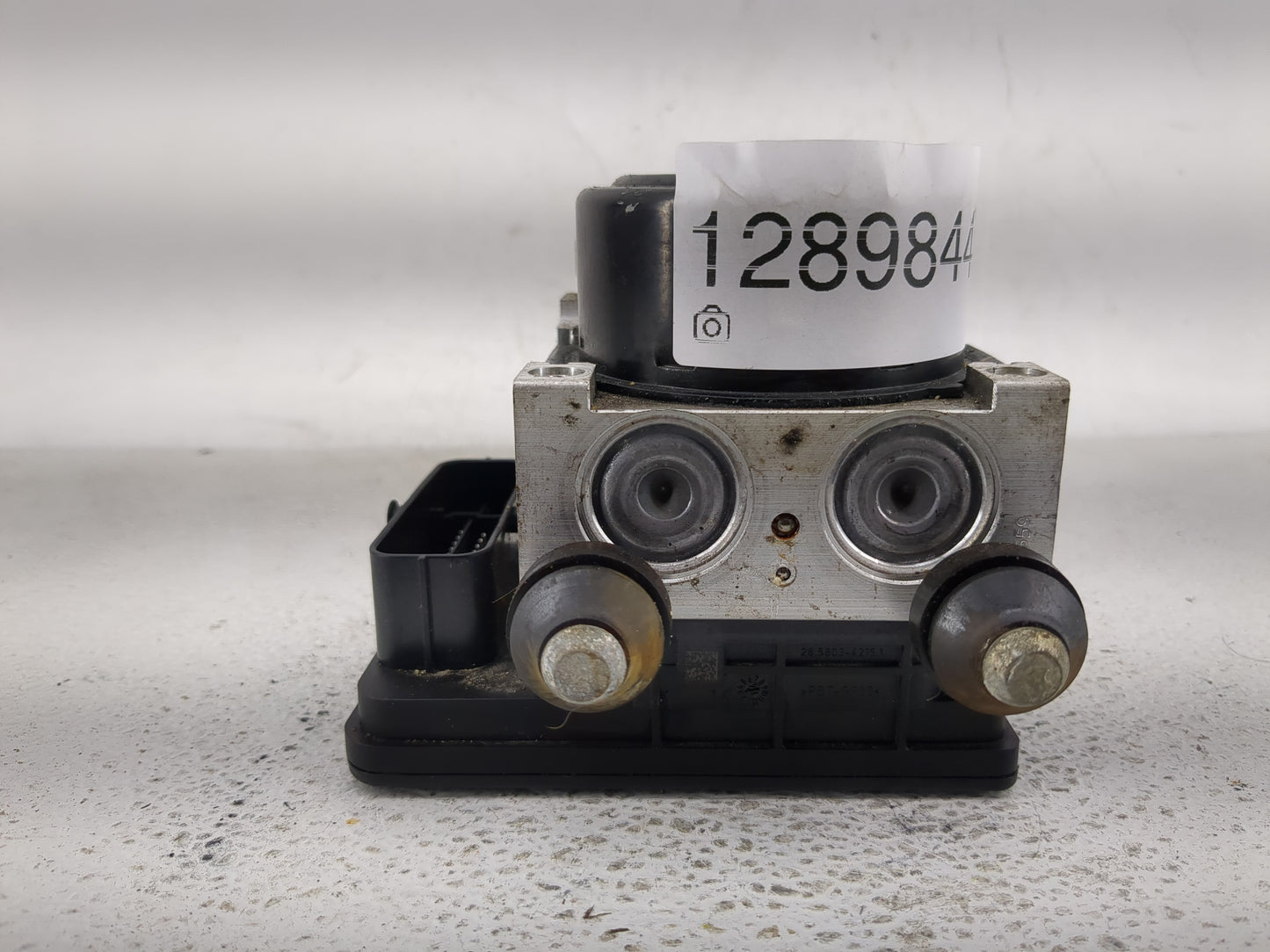 2015-2018 Nissan Versa ABS Pump Control Module Replacement P/N:47660 3WC0B 47660 9KK0A Fits Fits 2015 2016 2017 2018 OEM Use