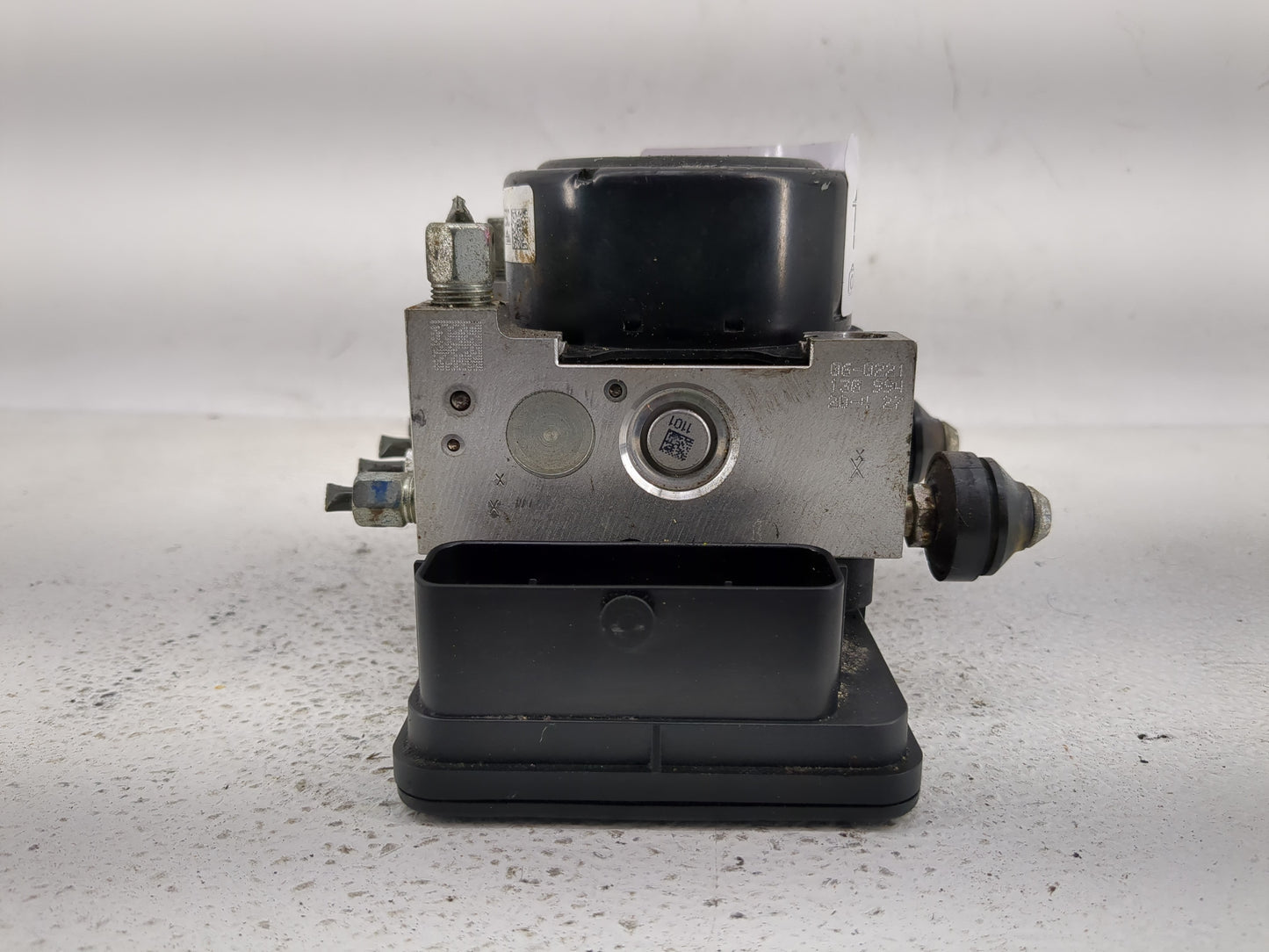 2015-2018 Nissan Versa ABS Pump Control Module Replacement P/N:47660 3WC0B 47660 9KK0A Fits Fits 2015 2016 2017 2018 OEM Use