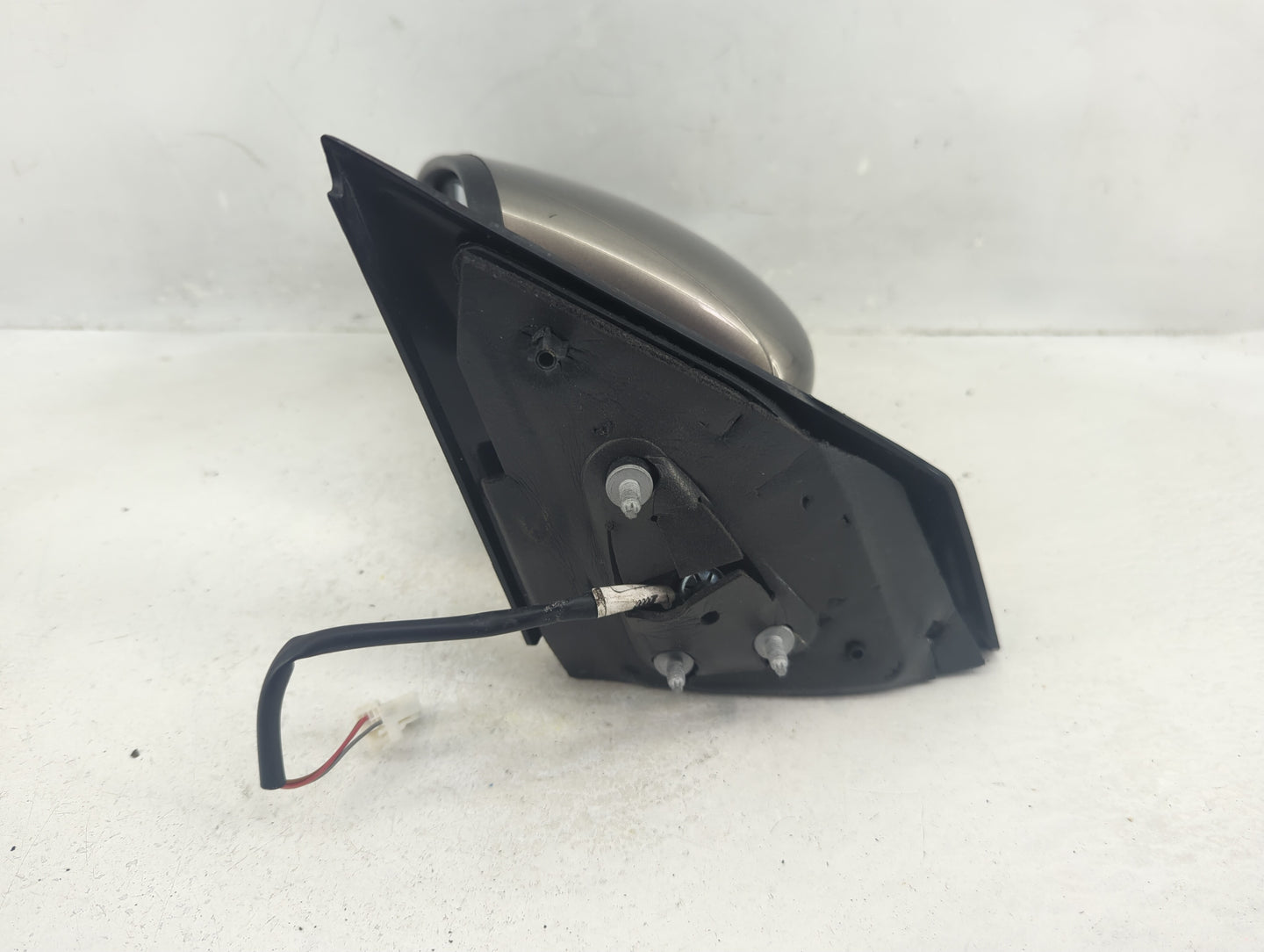 2015-2019 Nissan Versa Driver Side View Mirror - Left Door Mirror OEM Used - Oemusedautoparts1.com