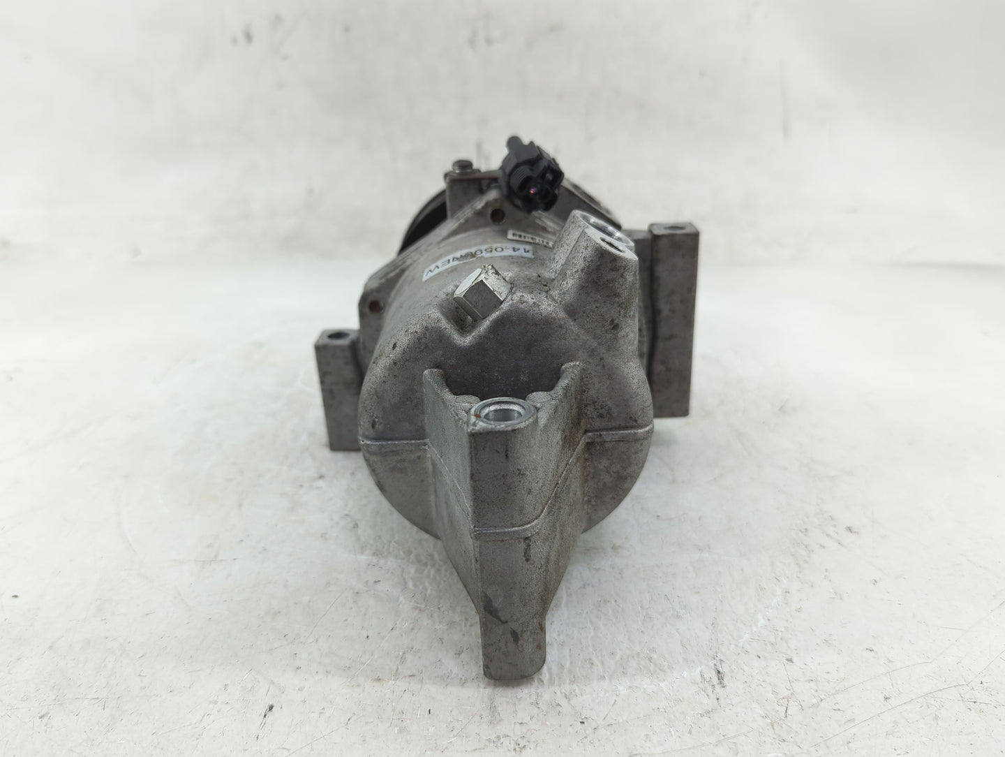 2015-2019 Nissan Versa Air Conditioning A/c Ac Compressor Oem - Oemusedautoparts1.com