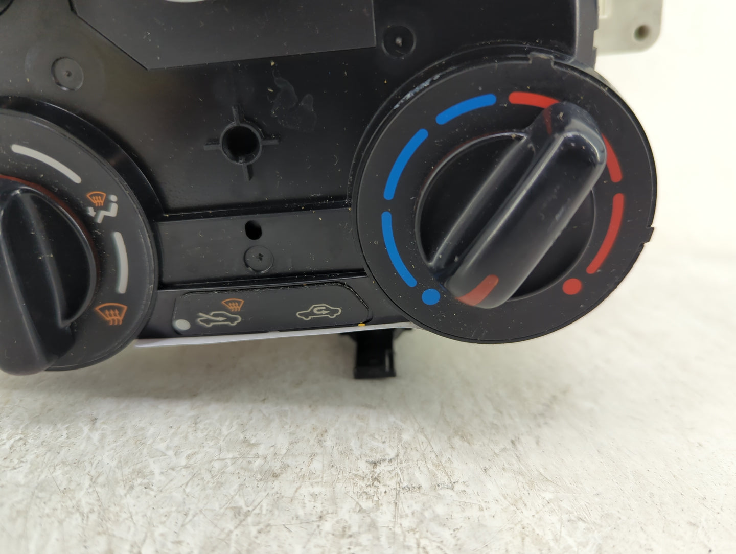 2015-2019 Nissan Versa Climate Control Module Temperature AC/Heater Replacement Fits Fits 2015 2016 2017 2018 2019 OEM Used 