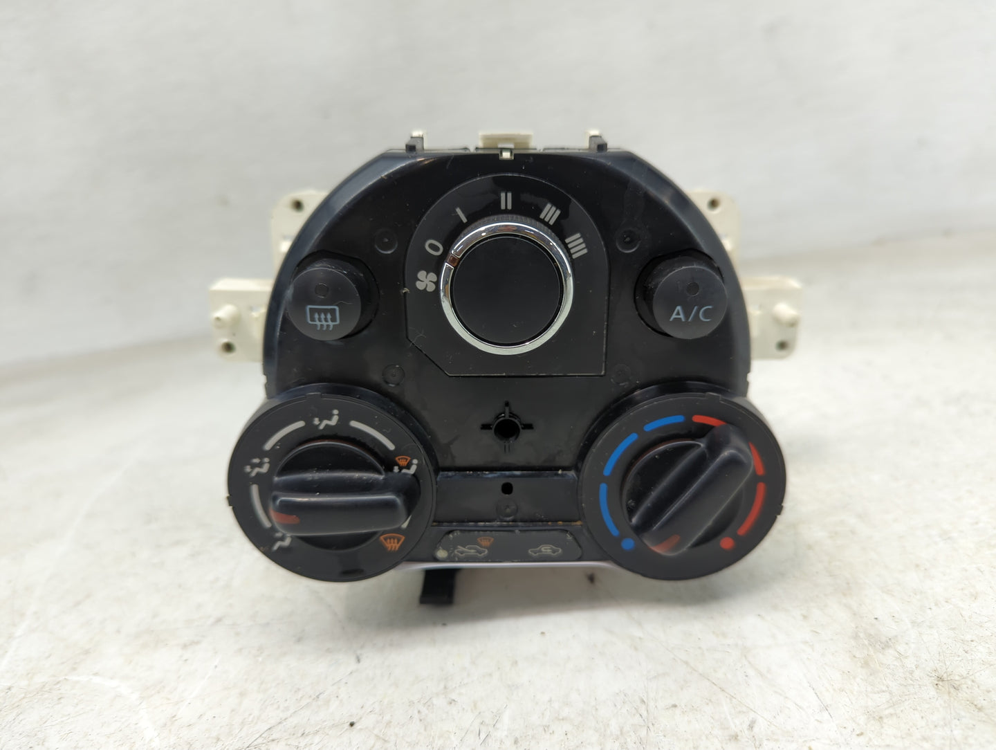 2015-2019 Nissan Versa Climate Control Module Temperature AC/Heater Replacement P/N:27513 9KK0A Fits Fits 2015 2016 2017 201