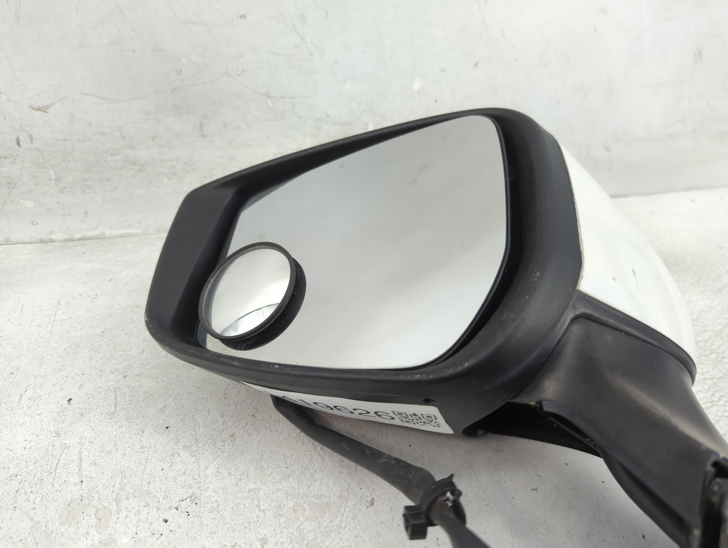Nissan Versa Driver Left Side View Manual Door Mirror White - Oemusedautoparts1.com