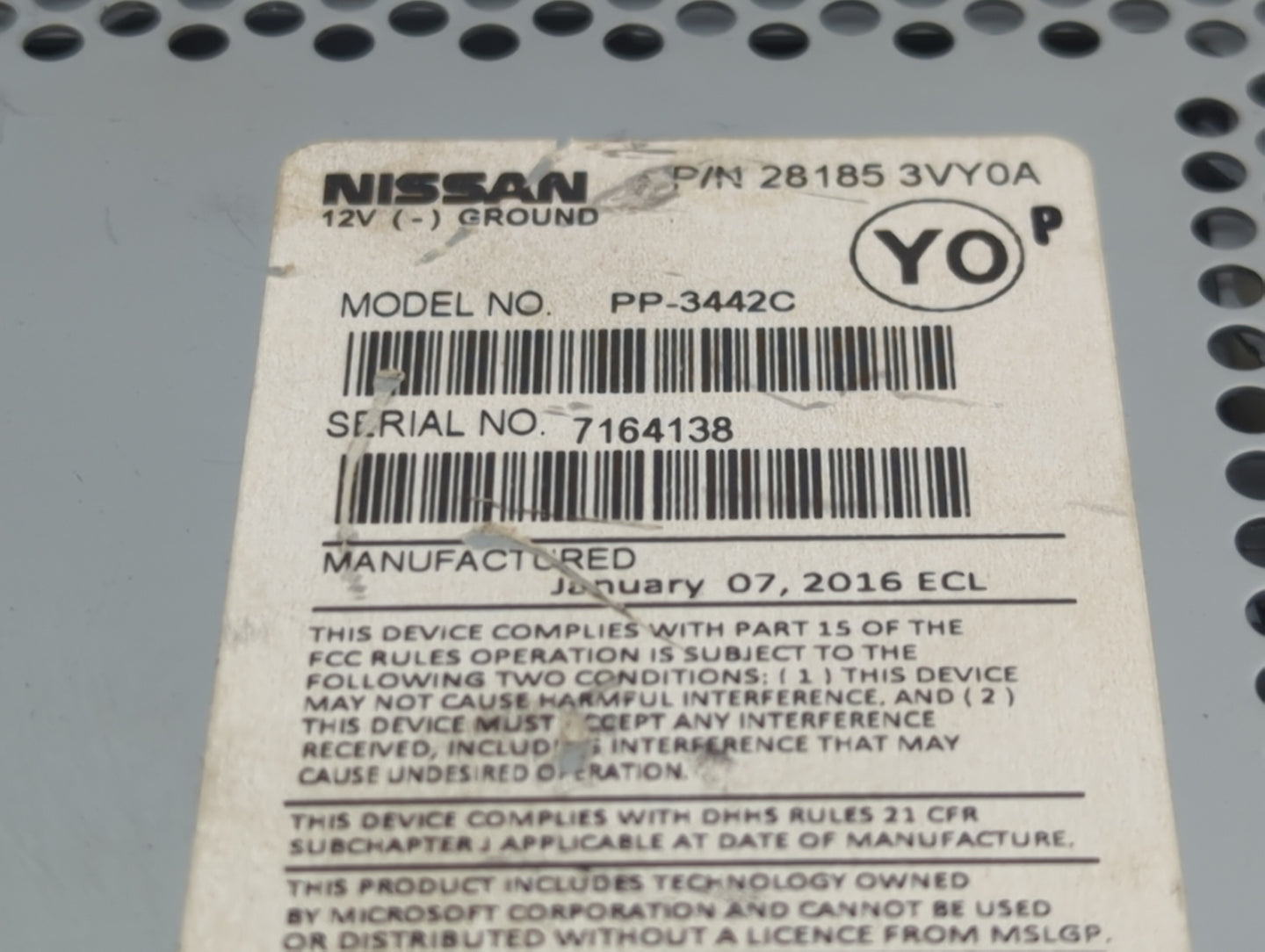 2015-2016 Nissan Versa Radio AM FM Cd Player Receiver Replacement P/N:28185 3VY0A Fits Fits 2015 2016 OEM Used Auto Parts - 