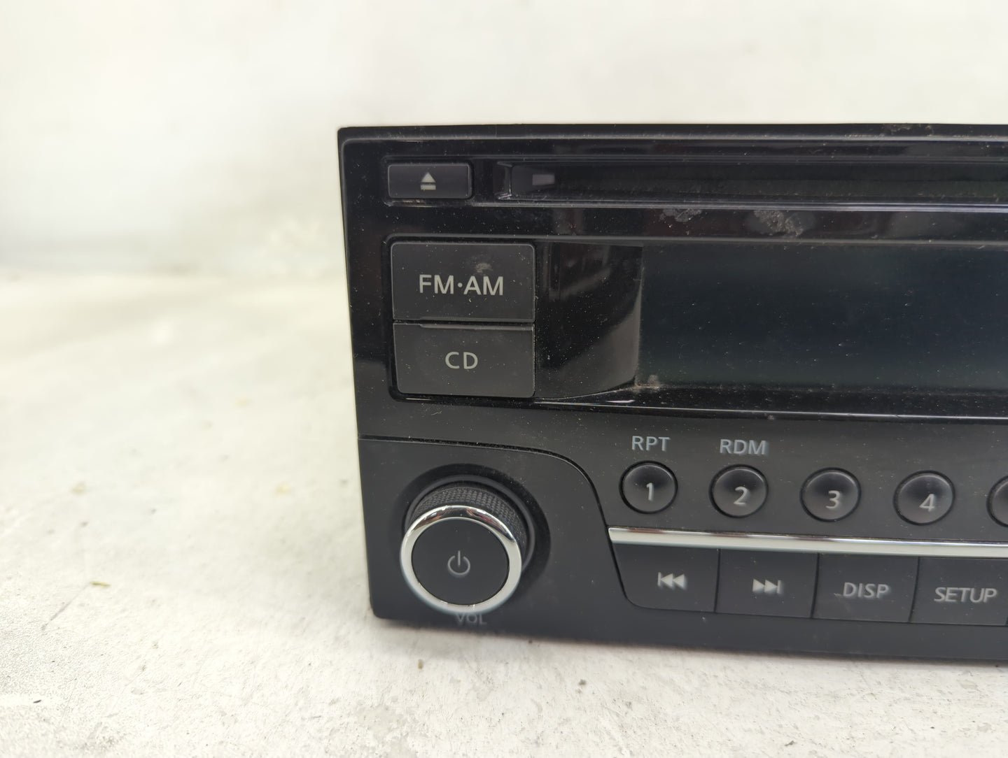 2015-2016 Nissan Versa Radio AM FM Cd Player Receiver Replacement Fits Fits 2015 2016 OEM Used Auto Parts - Oemusedautoparts