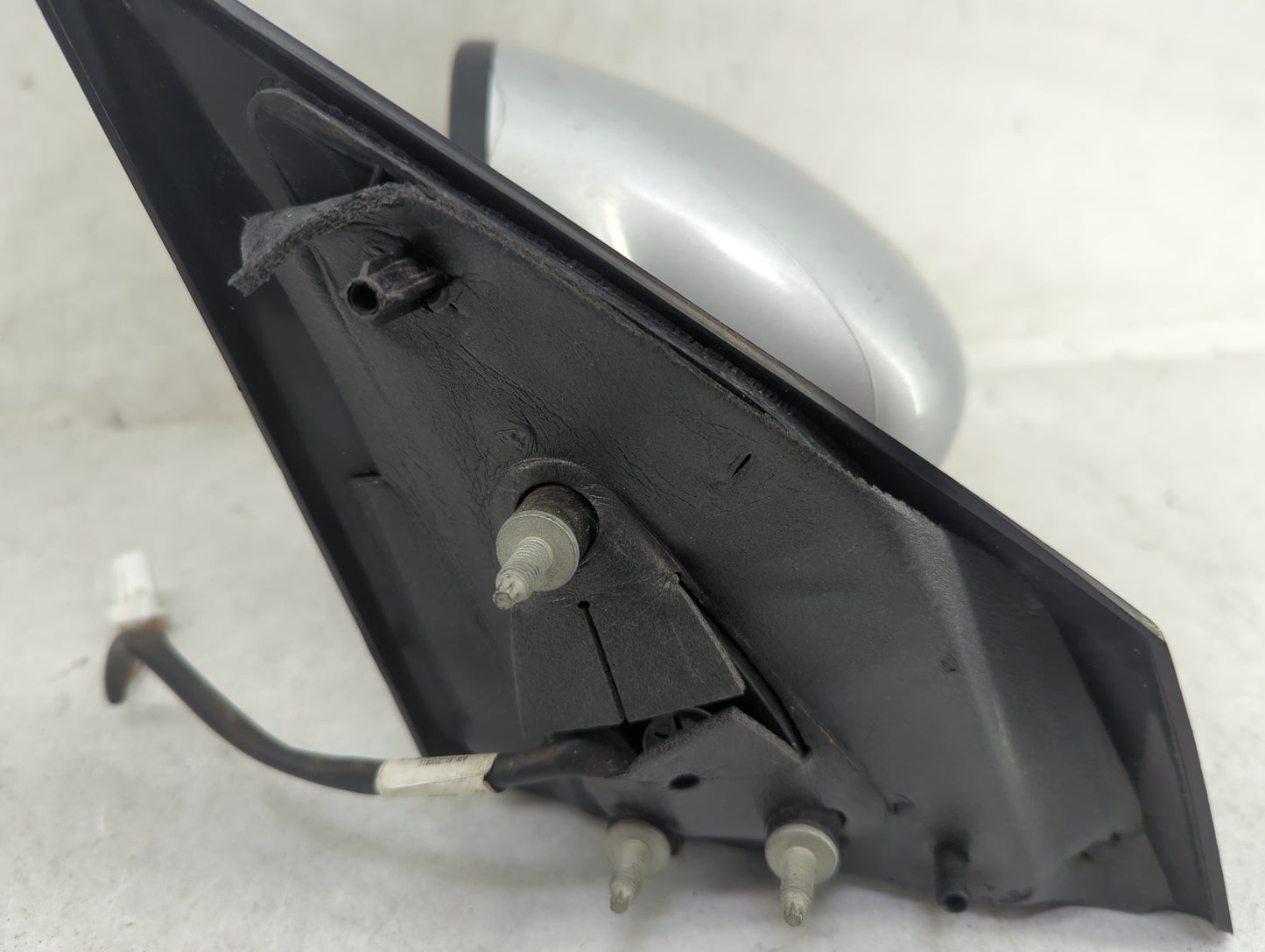2015-2019 Nissan Versa Driver Side View Mirror - Left Door Mirror OEM Used - Oemusedautoparts1.com