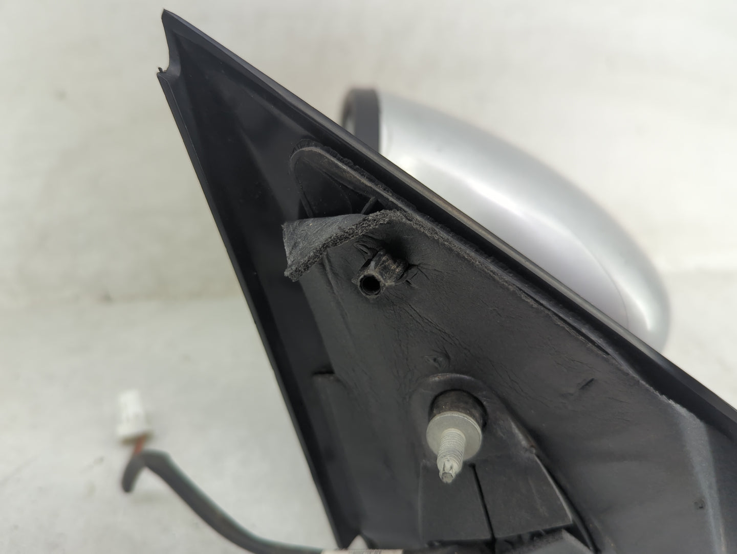 2015-2019 Nissan Versa Driver Side View Mirror - Left Door Mirror OEM Used - Oemusedautoparts1.com