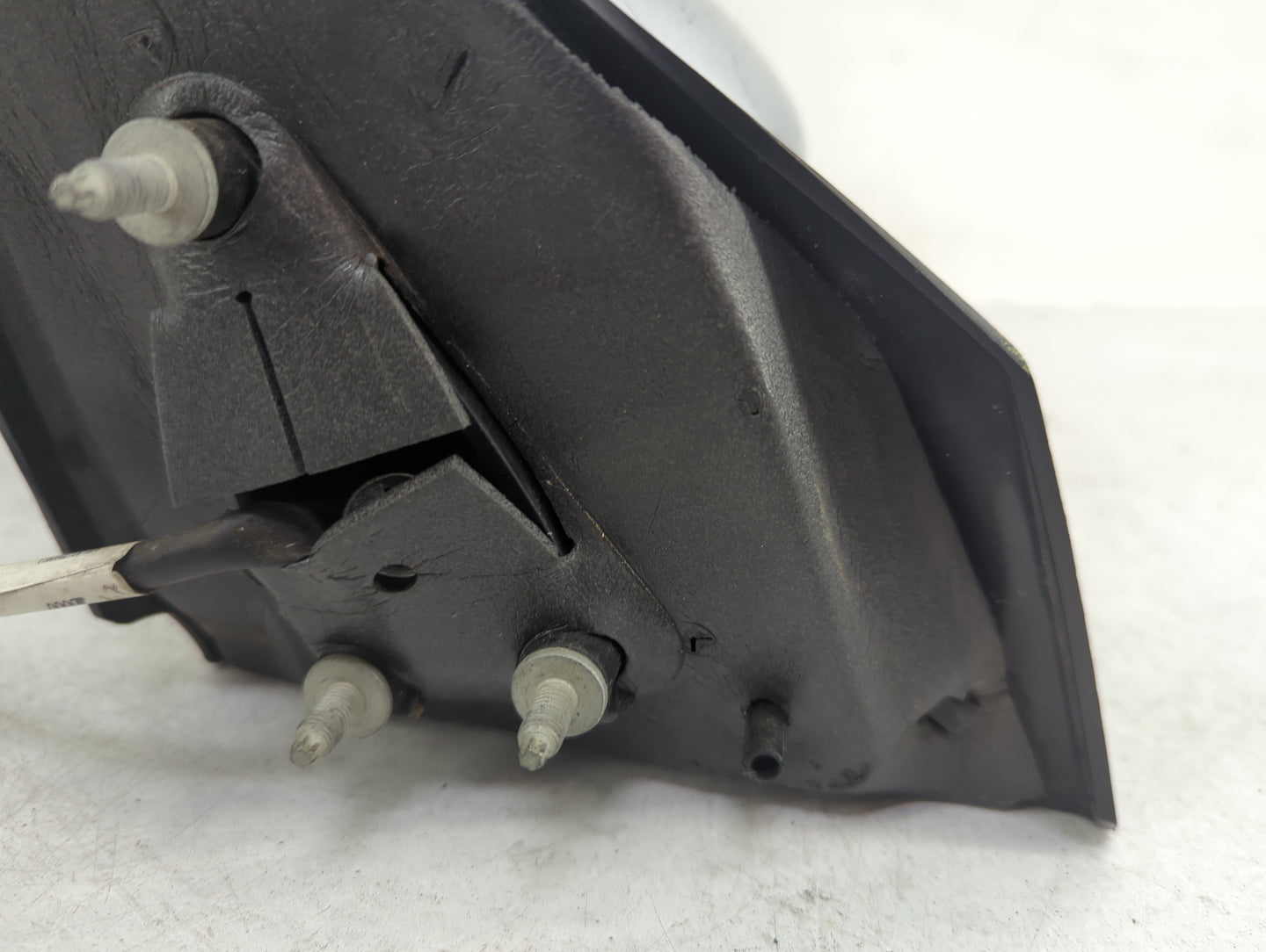 2015-2019 Nissan Versa Driver Side View Mirror - Left Door Mirror OEM Used - Oemusedautoparts1.com