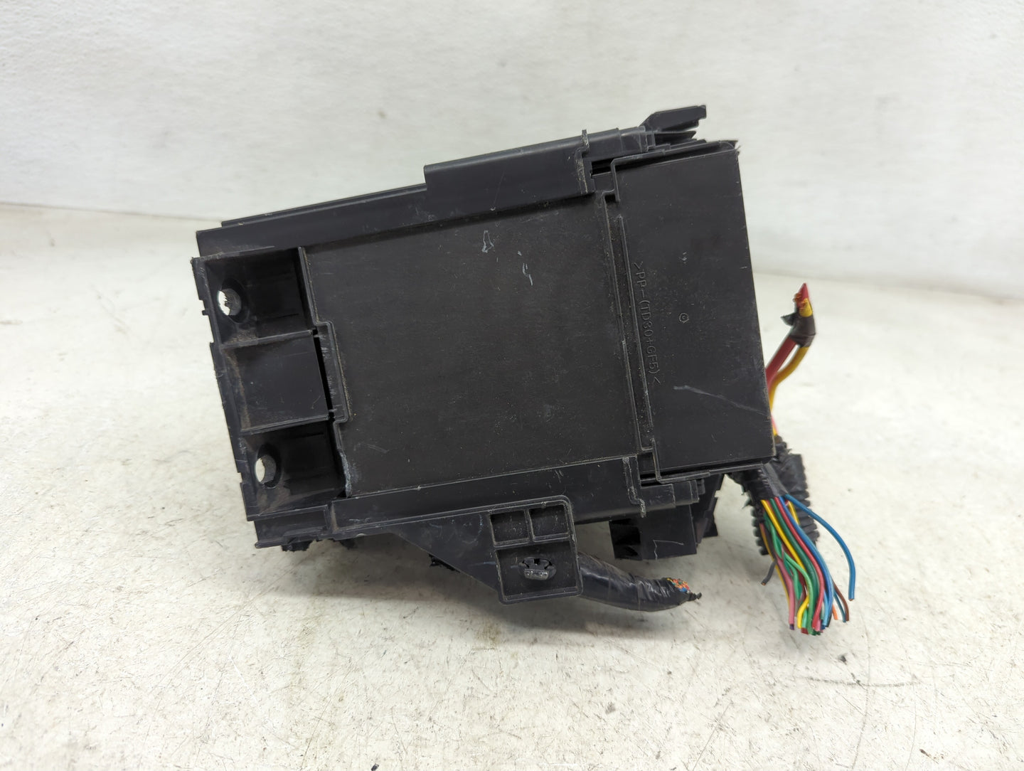 2013-2019 Nissan Versa Fusebox Fuse Box Panel Relay Module Fits Fits 2013 2014 2015 2016 2017 2018 2019 OEM Used Auto Parts 