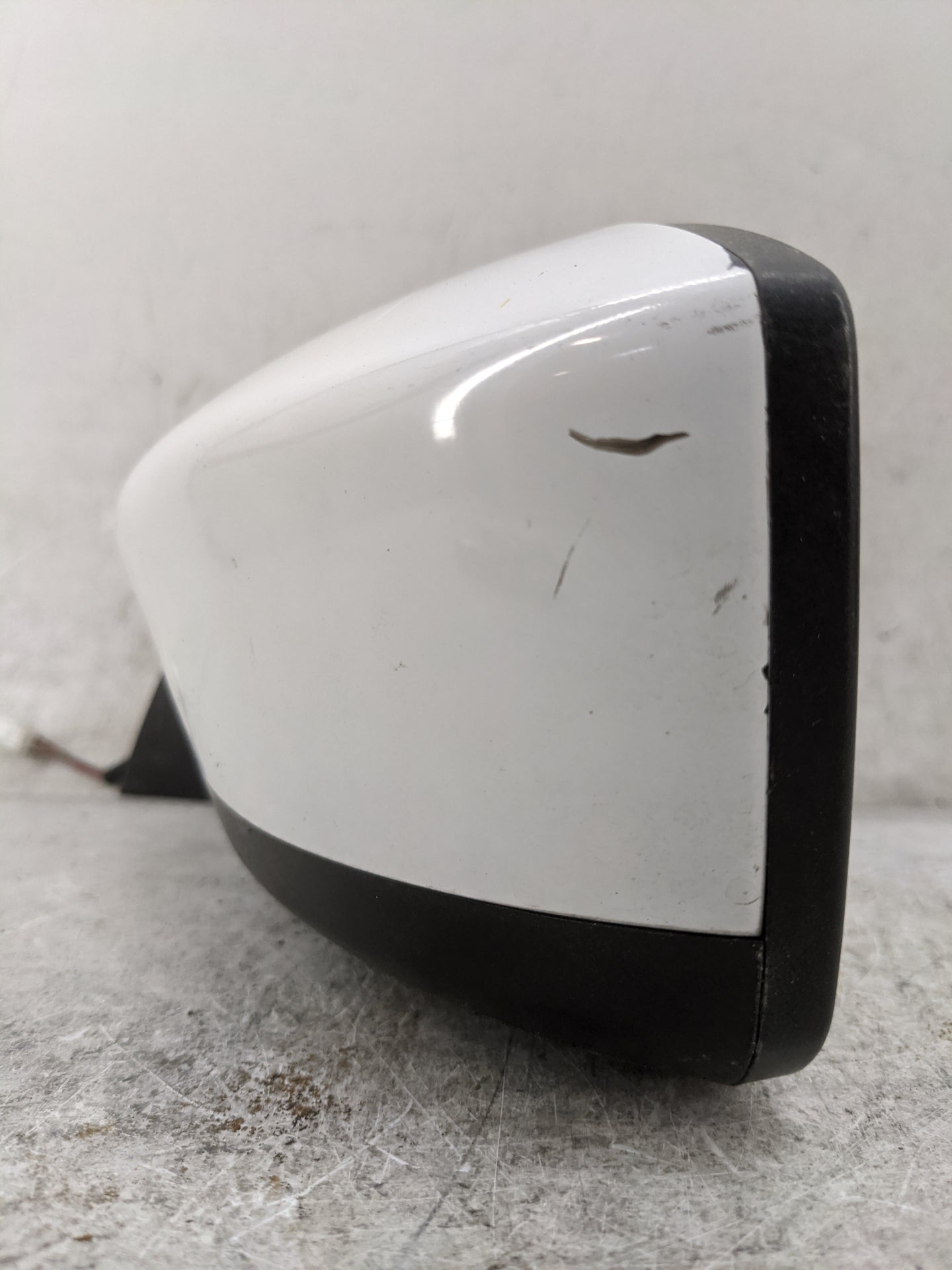 2015-2019 Nissan Versa Driver Side View Mirror - Left Door Mirror OEM Used - Oemusedautoparts1.com
