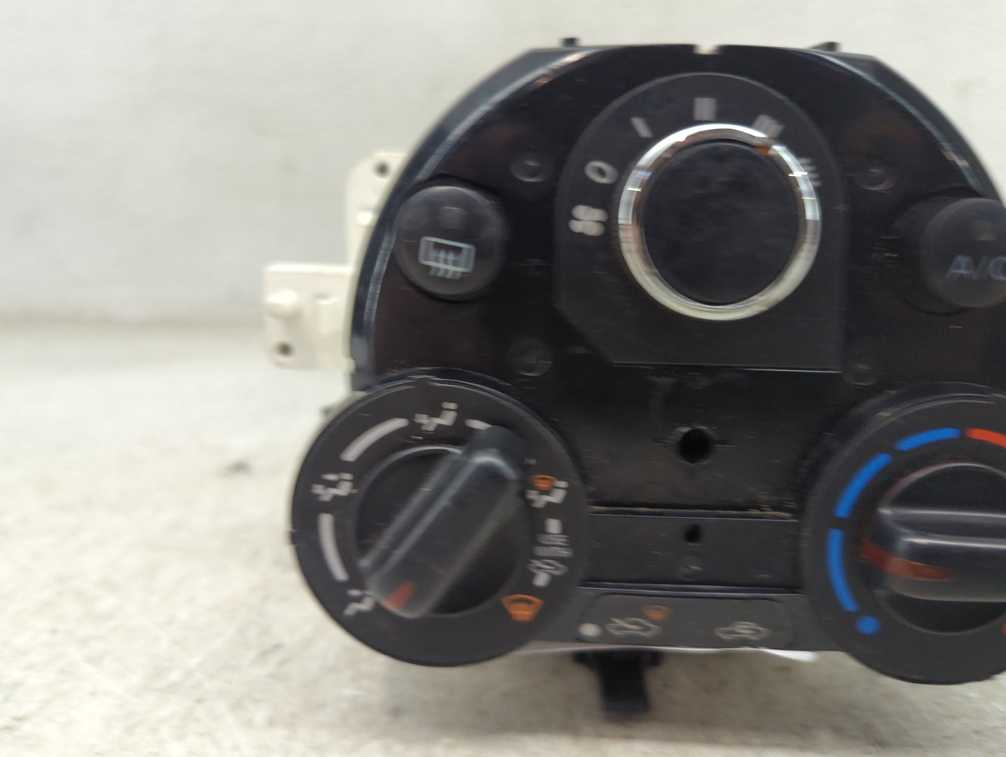 2015-2019 Nissan Versa Climate Control Module Temperature AC/Heater Replacement P/N:27513 9KZ0A P6A00213 Fits OEM Used Auto 