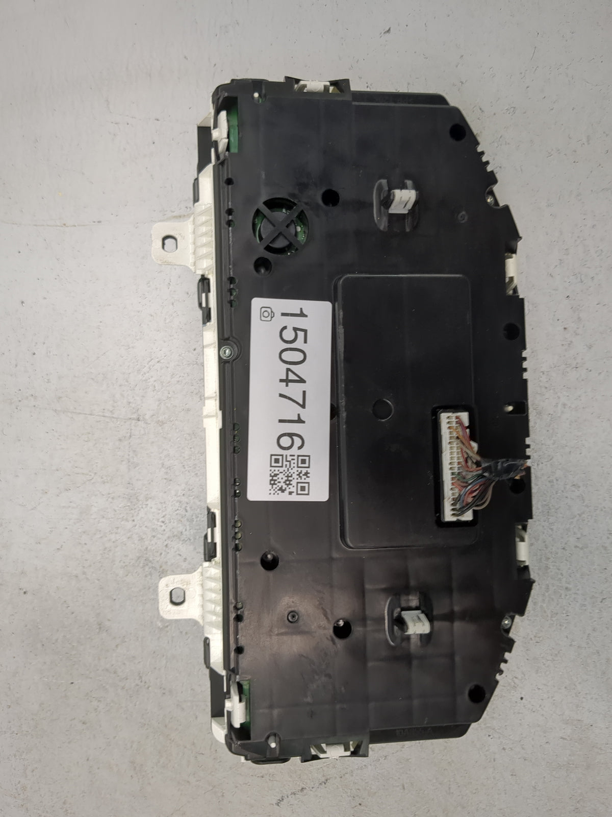 2015-2019 Nissan Versa Instrument Cluster Speedometer Gauges P/N:10894-A Miles:99K Fits Fits 2015 2016 2017 2018 2019 OEM Us