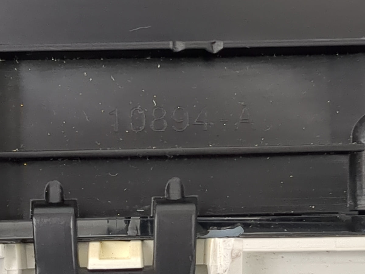 2015-2019 Nissan Versa Instrument Cluster Speedometer Gauges P/N:10894-A Miles:99K Fits Fits 2015 2016 2017 2018 2019 OEM Us