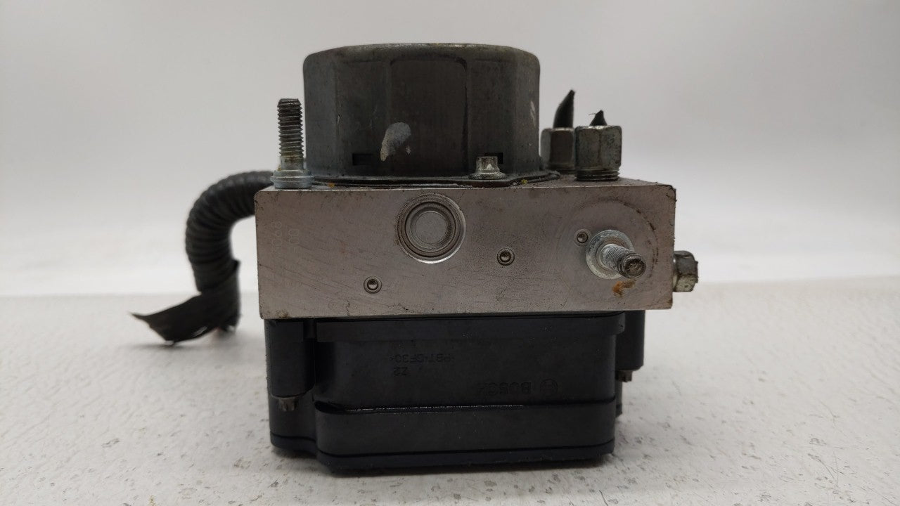 2015-2019 Nissan Versa ABS Pump Control Module Replacement P/N:47660 9KS0A 47660 9KL0A Fits Fits 2015 2016 2017 2018 2019 OE