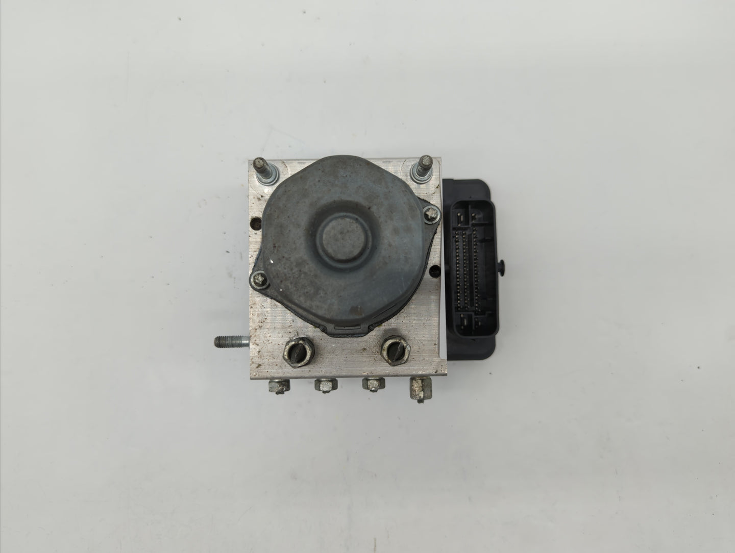 2015-2019 Nissan Versa ABS Pump Control Module Replacement P/N:47660 9KS0A 47660 9KL0A Fits Fits 2015 2016 2017 2018 2019 OE