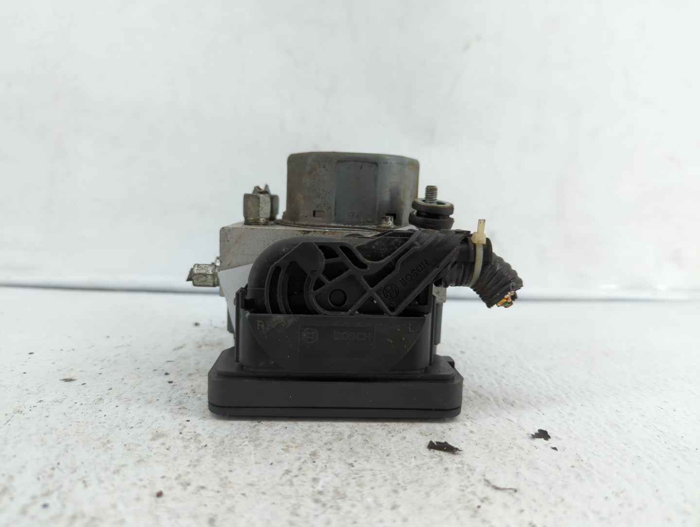 2015-2019 Nissan Versa ABS Pump Control Module Replacement P/N:133800-4540 89541-42320 Fits Fits 2015 2016 2017 2018 2019 OE