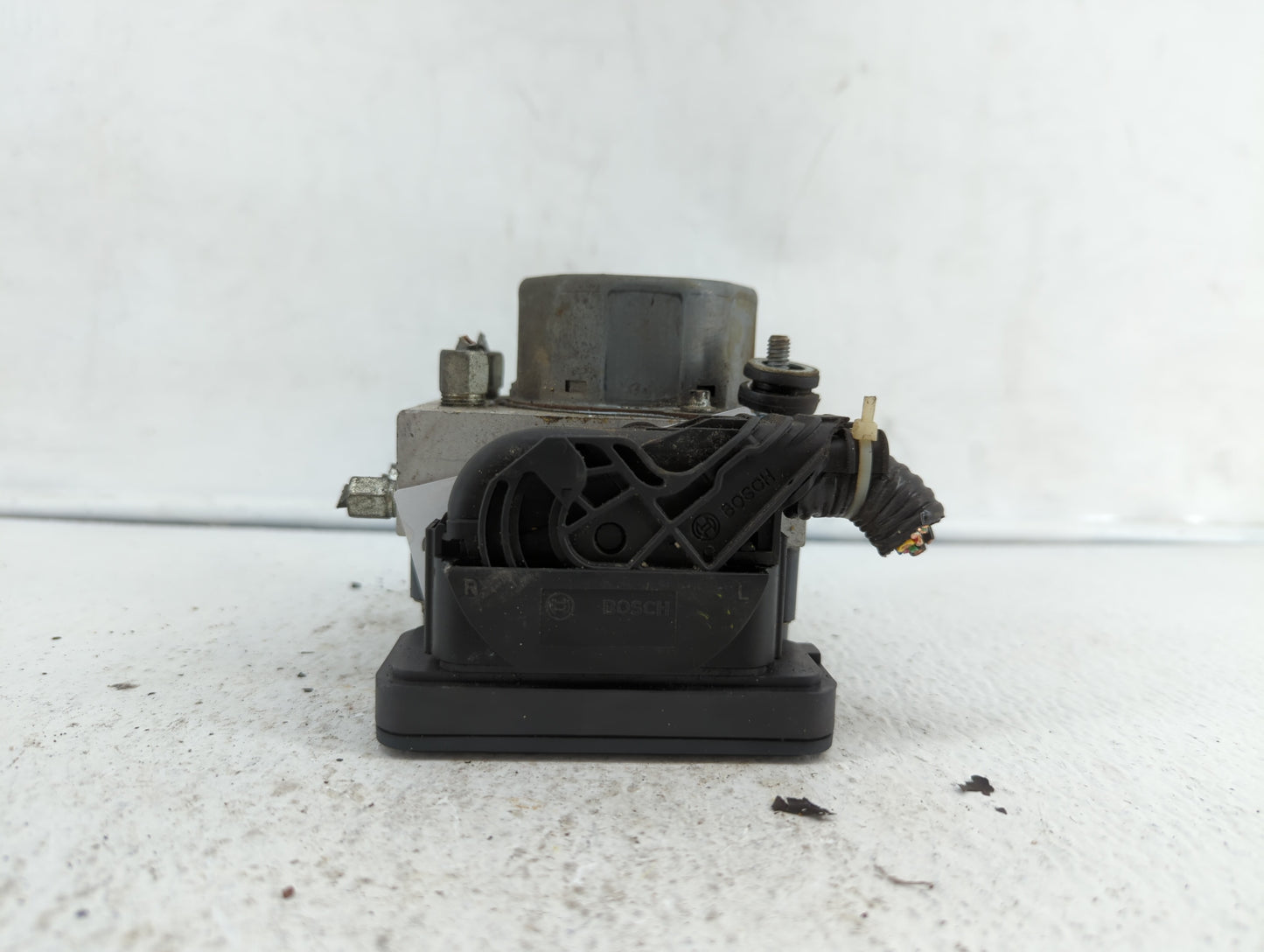 2015-2019 Nissan Versa ABS Pump Control Module Replacement P/N:133800-4540 89541-42320 Fits Fits 2015 2016 2017 2018 2019 OE