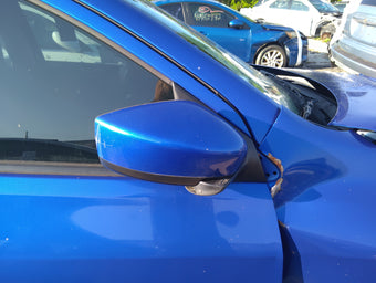 compare product 2015-2019 Nissan Versa Passenger Side View Mirror - Right Door Mirror OEM Used