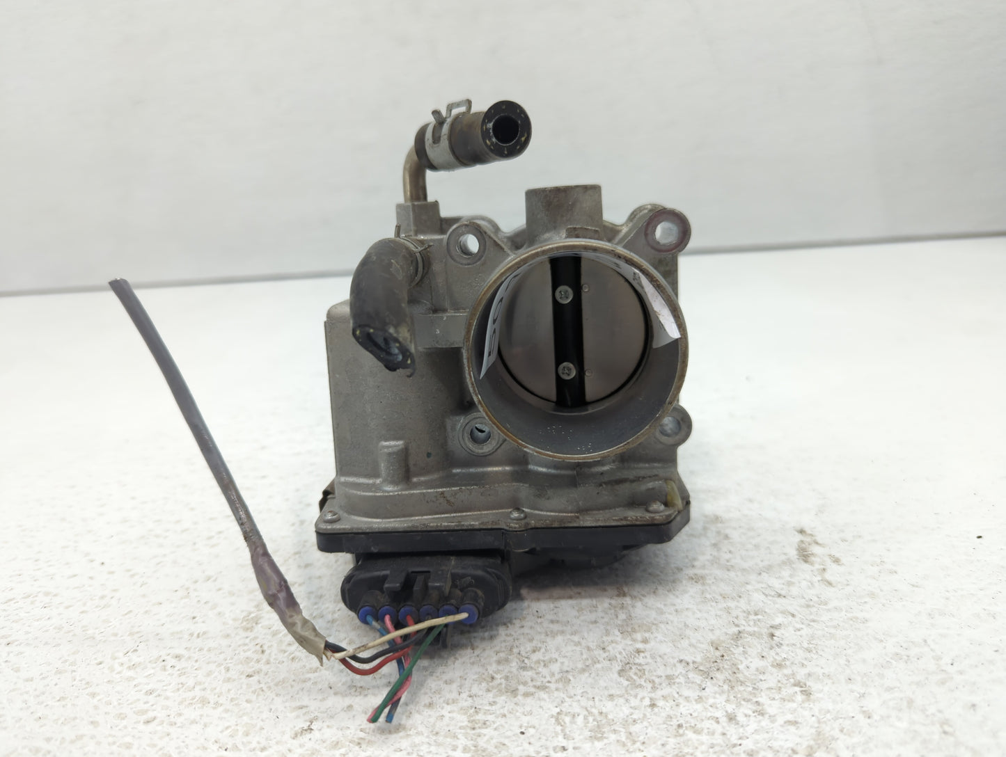 2012-2019 Nissan Versa Throttle Body P/N:3AA50-02 E Fits Fits 2012 2013 2014 2015 2016 2017 2018 2019 OEM Used Auto Parts - 