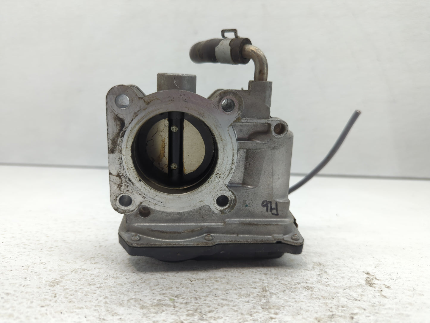 2012-2019 Nissan Versa Throttle Body P/N:3AA50-02 E Fits Fits 2012 2013 2014 2015 2016 2017 2018 2019 OEM Used Auto Parts - 