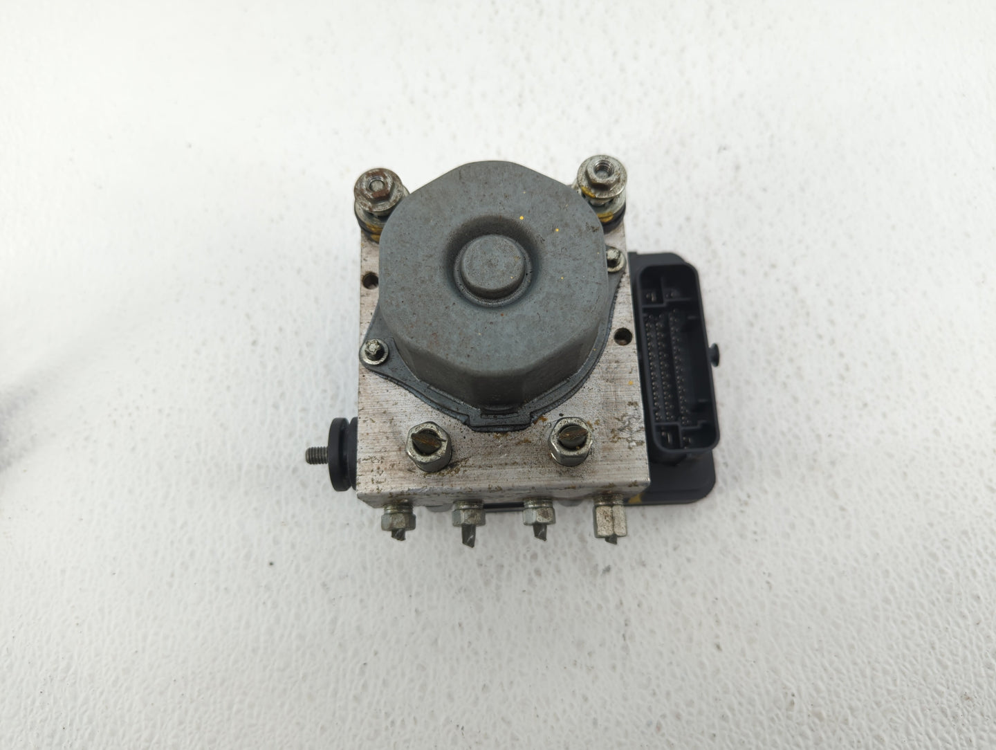 2015-2019 Nissan Versa ABS Pump Control Module Replacement P/N:47650 9KK03 Fits Fits 2015 2016 2017 2018 2019 OEM Used Auto 