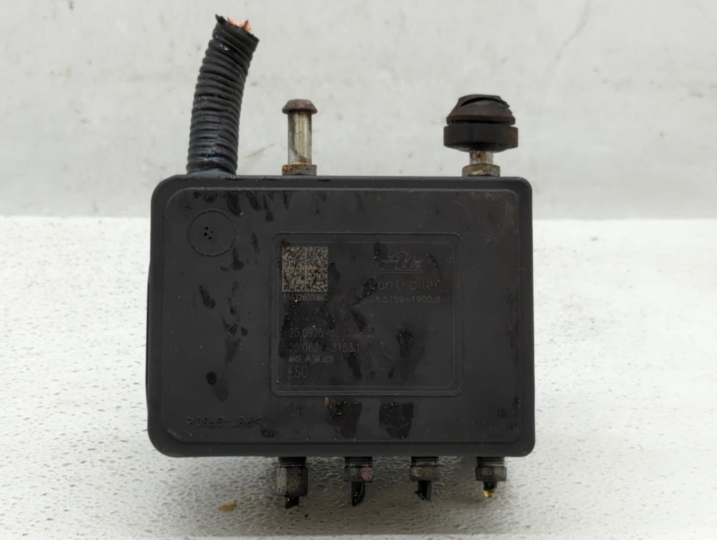 2014-2019 Nissan Versa ABS Pump Control Module Replacement P/N:47660 9MD0B Fits Fits 2014 2015 2016 2017 2018 2019 OEM Used 