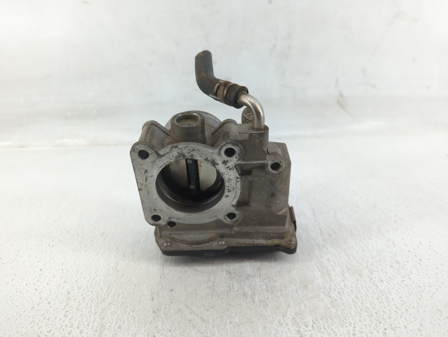 2012-2019 Nissan Versa Throttle Body P/N:3AA50-02 Fits Fits 2012 2013 2014 2015 2016 2017 2018 2019 OEM Used Auto Parts - Oe